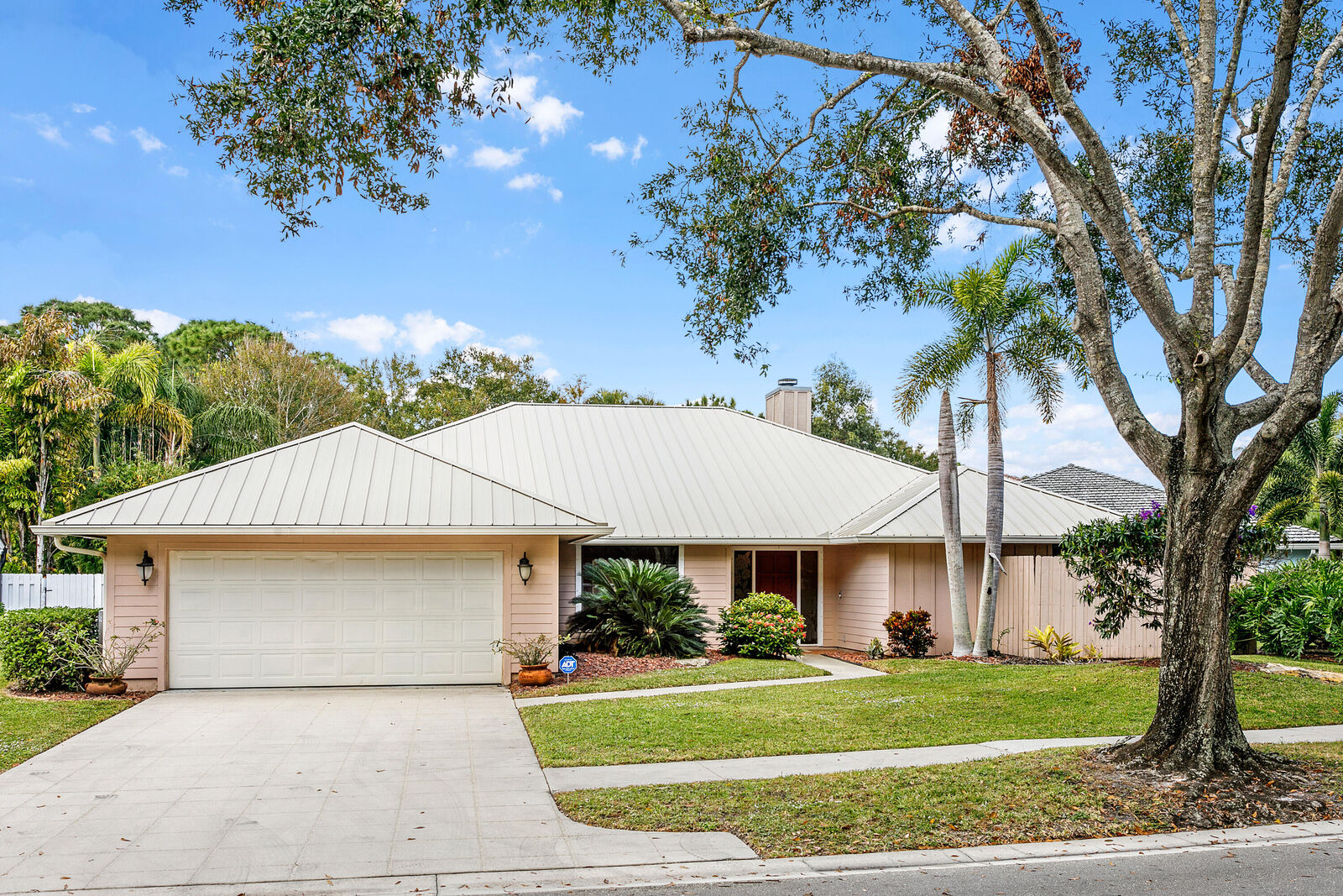 Property Photo: 18930 Misty Lake Drive FL 33458