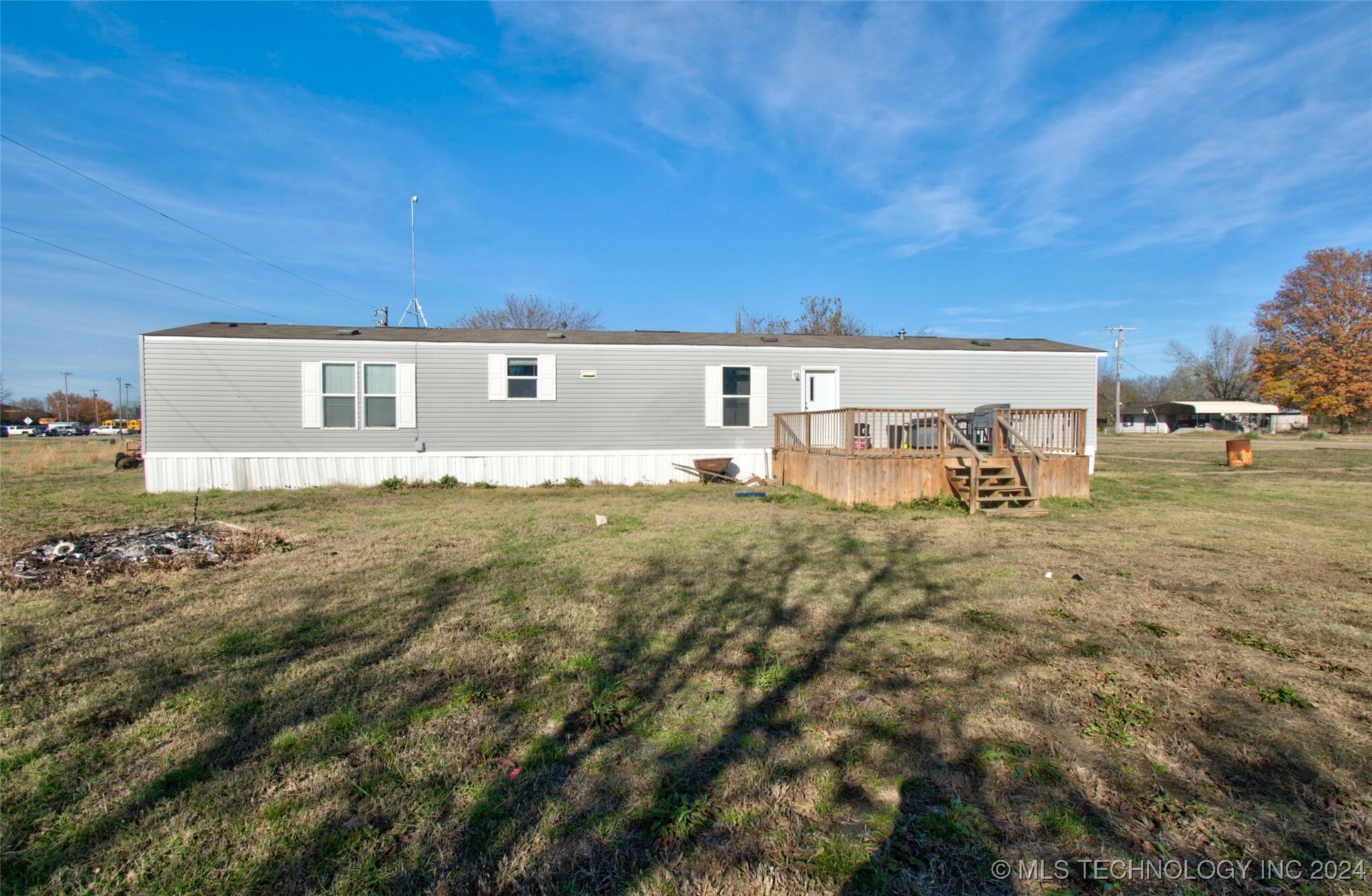 Property Photo:  520 Oak Street  OK 74428 