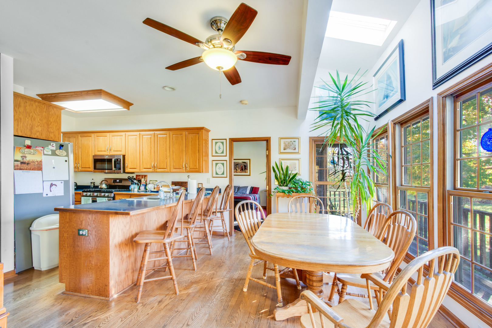 Property Photo: 31W603 Liberty Street IL 60502