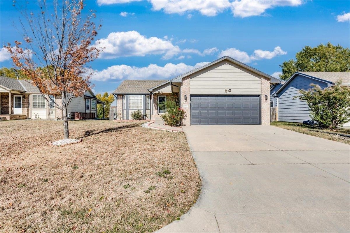 Property Photo:  11004 E Longlake St  KS 67207 