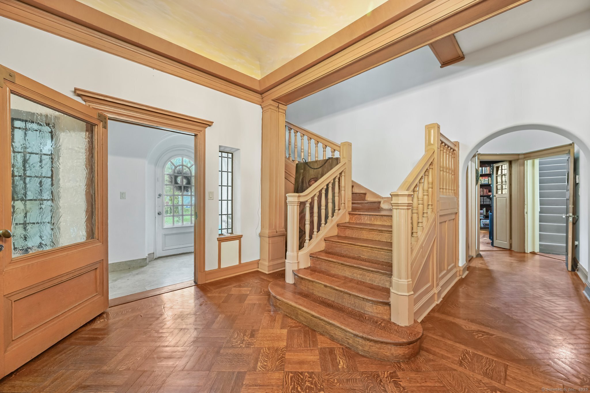 Property Photo: 6 Prospect Court CT 06517