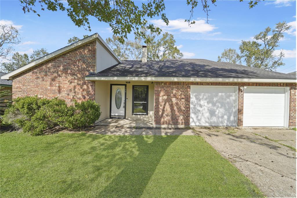 306 Sparway Court  Crosby TX 77532 photo