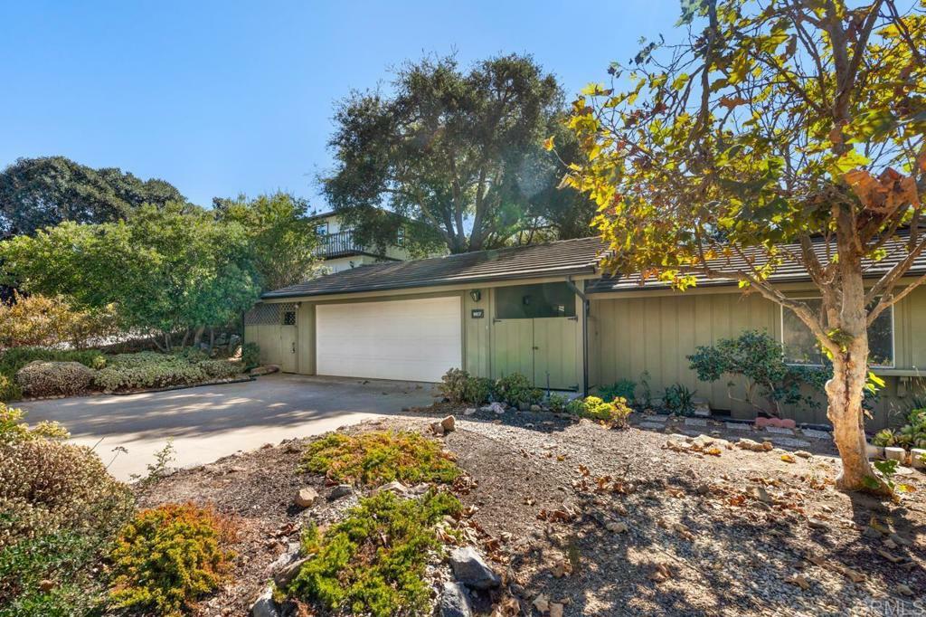 9817 Sage Hill Way  Escondido CA 92026 photo