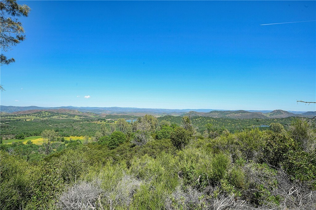 Property Photo:  19665 Oat Hill Road  CA 95461 