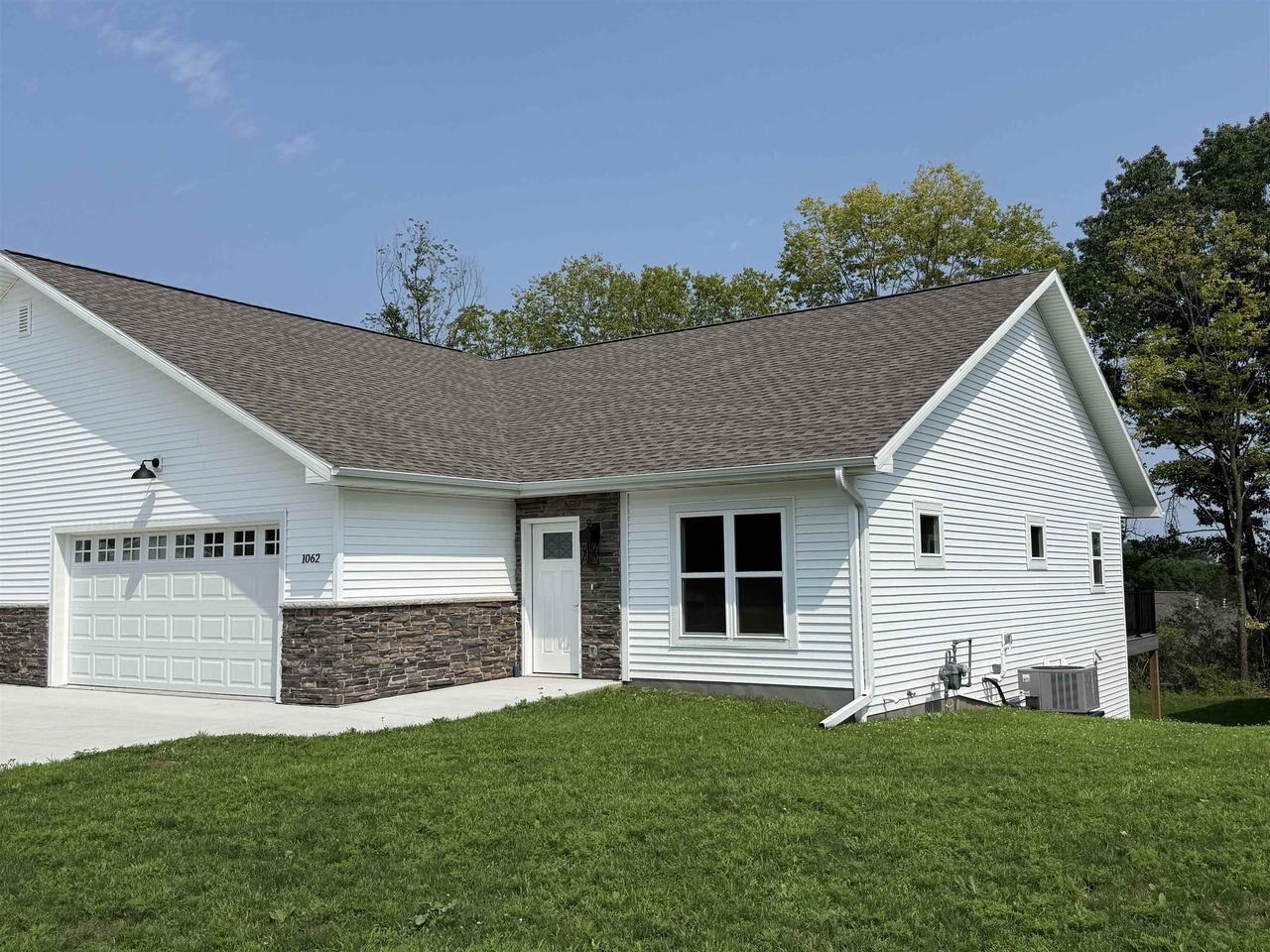 Property Photo: 1062 Armida Court WI 53959