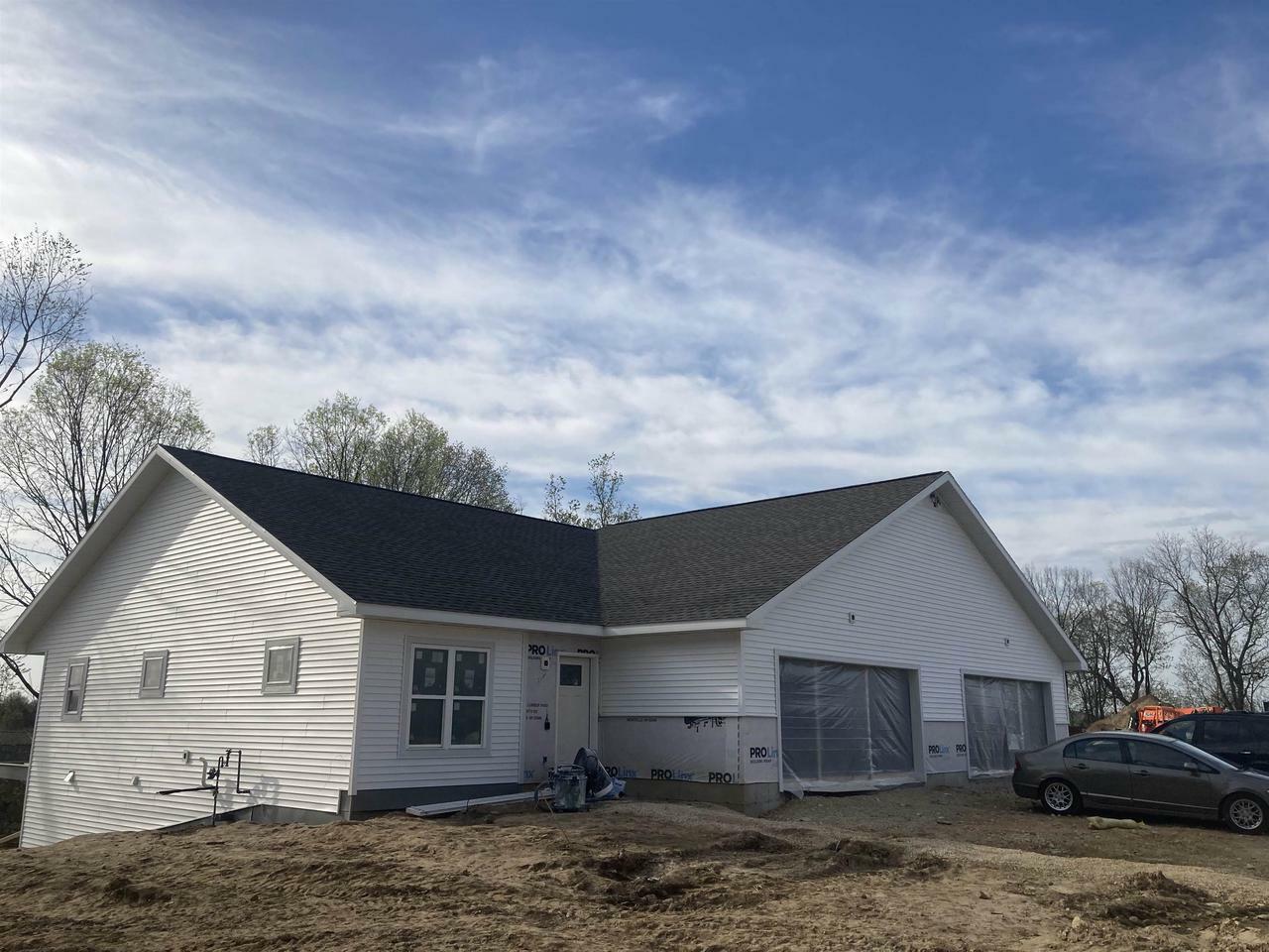 Property Photo: 1062 Armida Court WI 53959