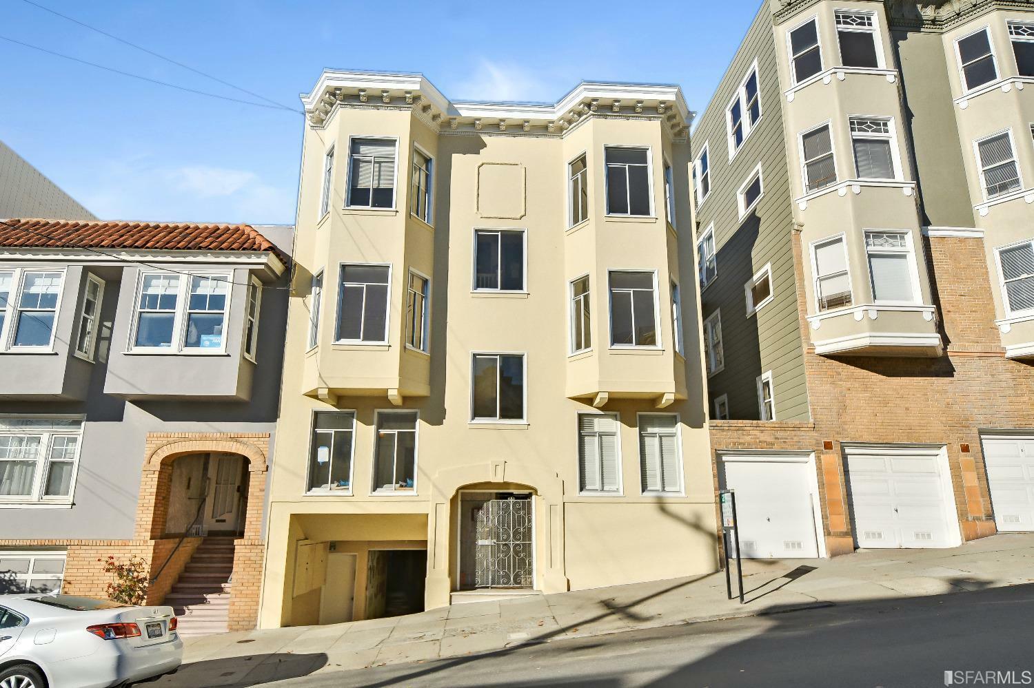 Property Photo:  1316-1326 Vallejo Street  CA 94109 