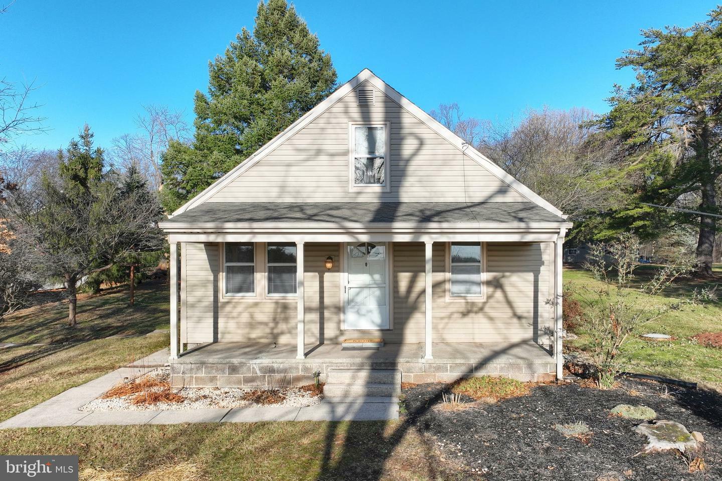 Property Photo:  553 Green Springs Road  PA 17404 