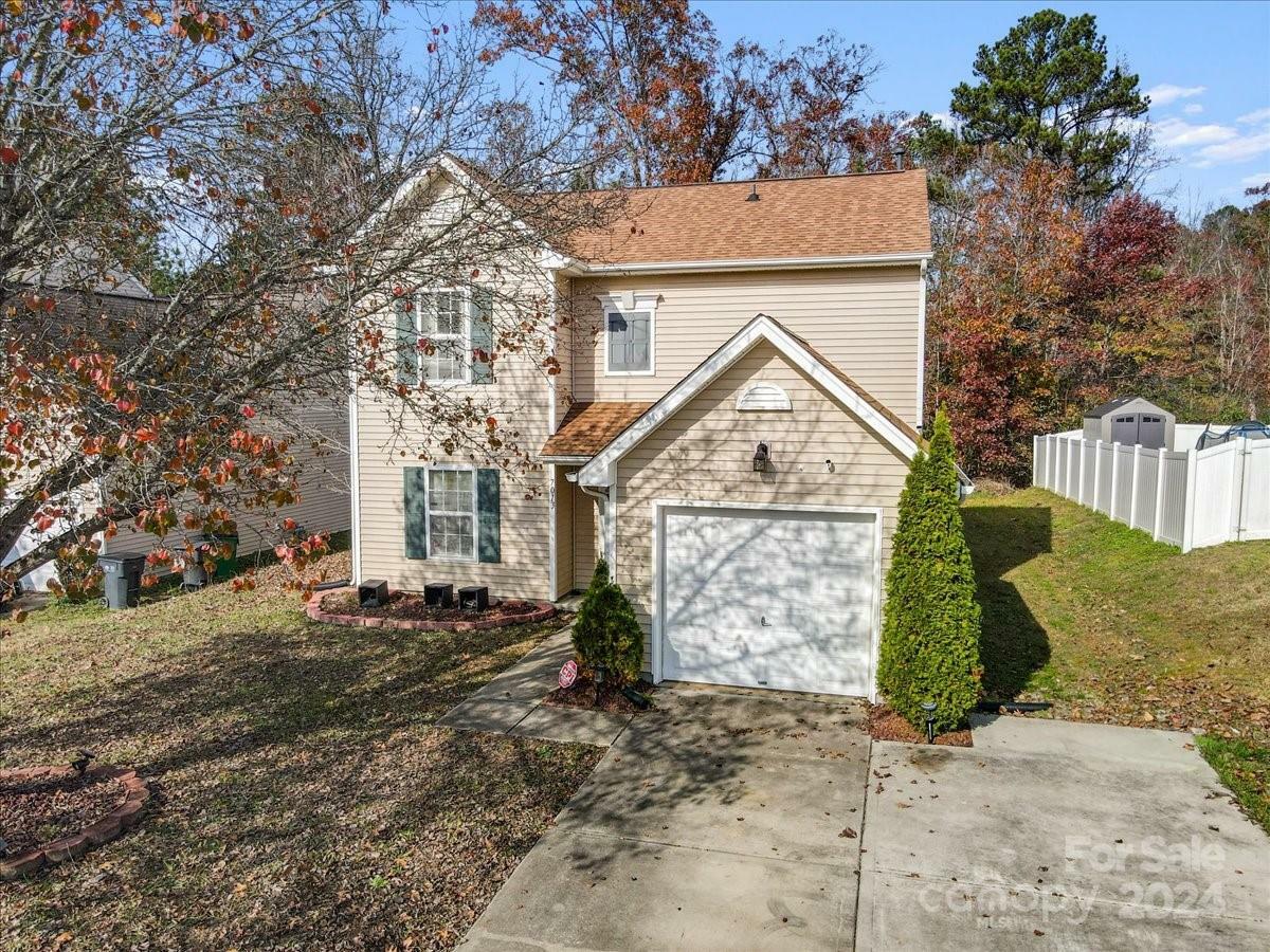 Property Photo:  7013 Advocator Lane  NC 28216 