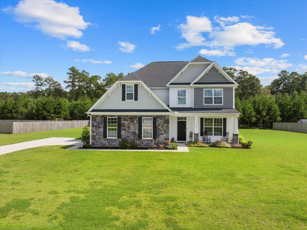 Property Photo: 124 Lakelyn Road SC 29461