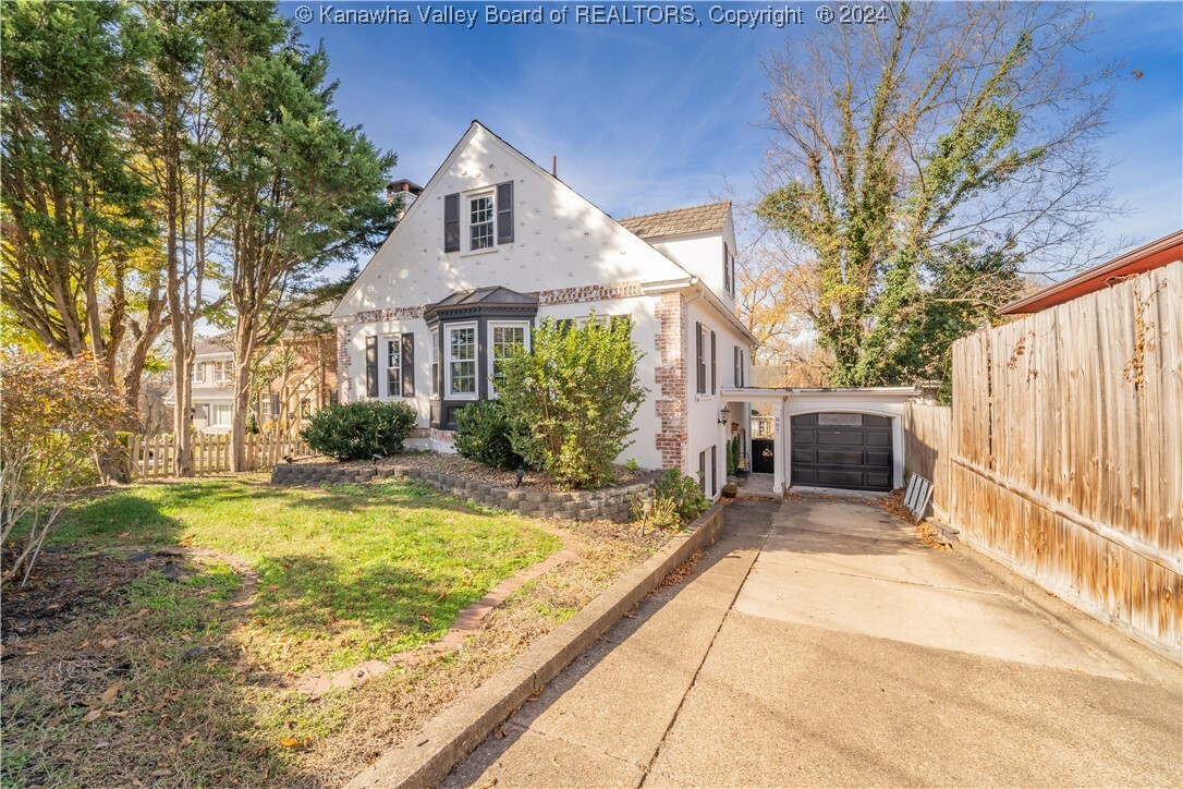 Property Photo: 887 Poplar Road WV 25302