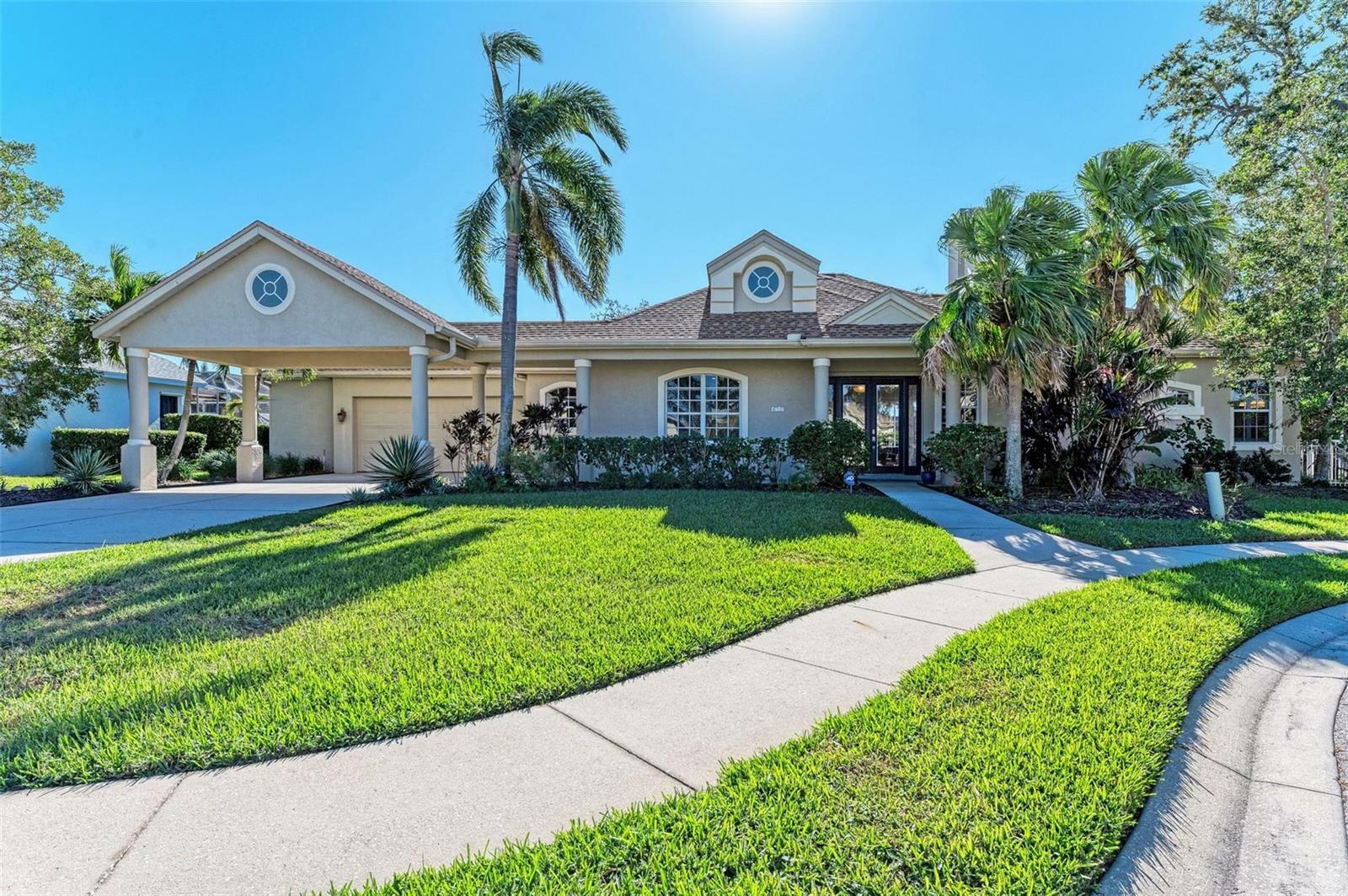 Property Photo:  4712 Compass Drive  FL 34208 