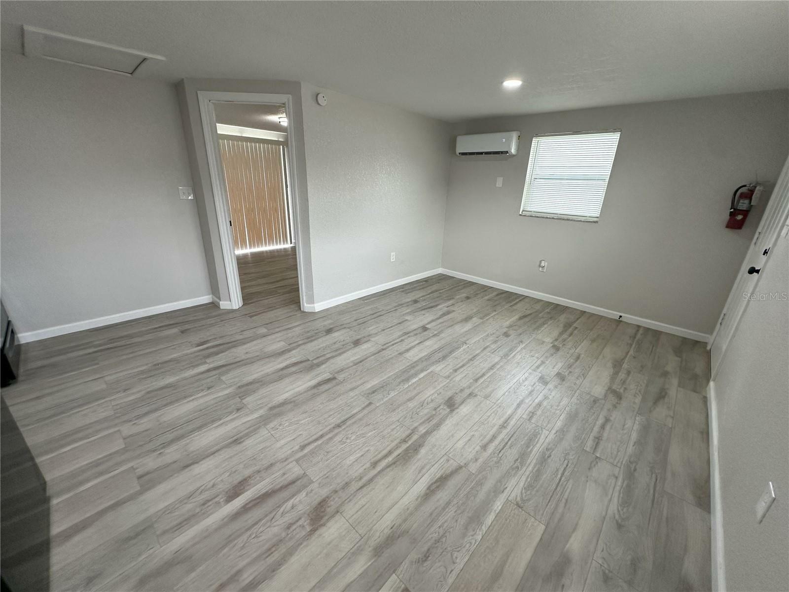 Property Photo:  1104 E 140th Avenue B  FL 33613 