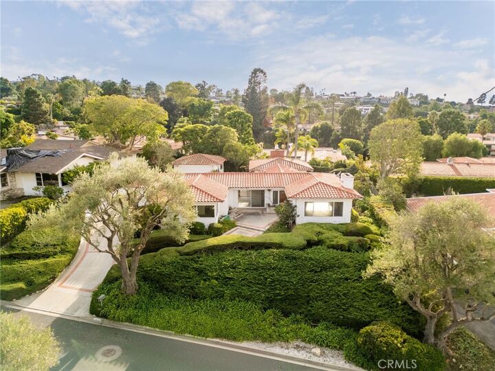 Property Photo: 2432 Via Sonoma CA 90274