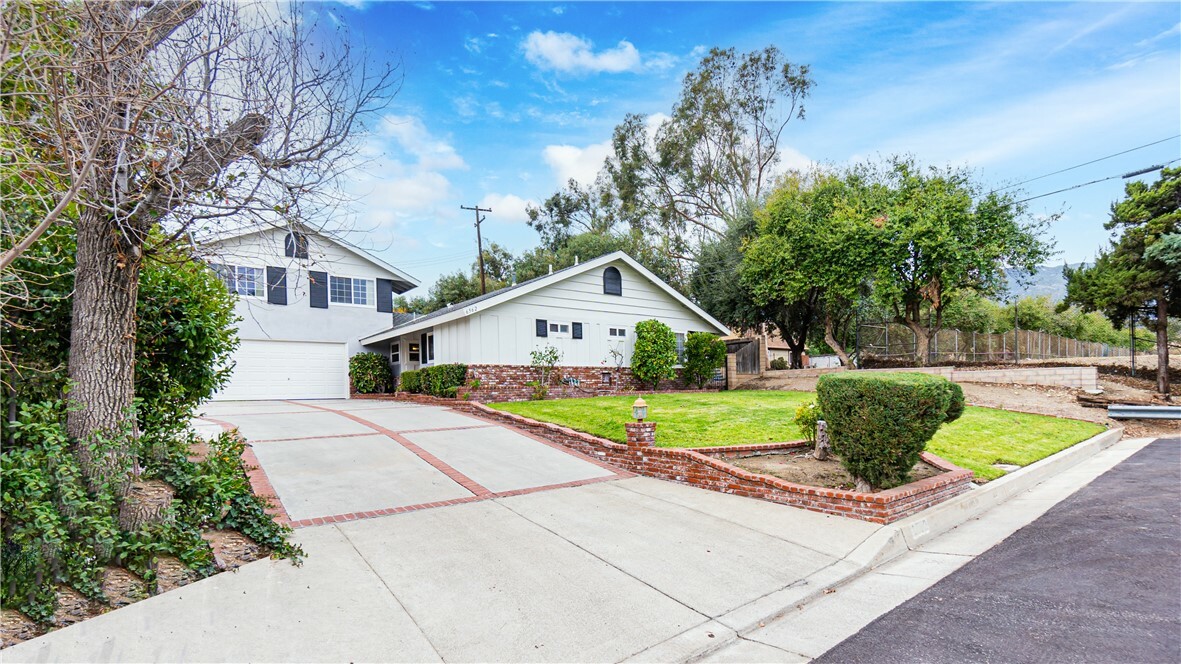 Property Photo:  6562 Pear Avenue  CA 91739 