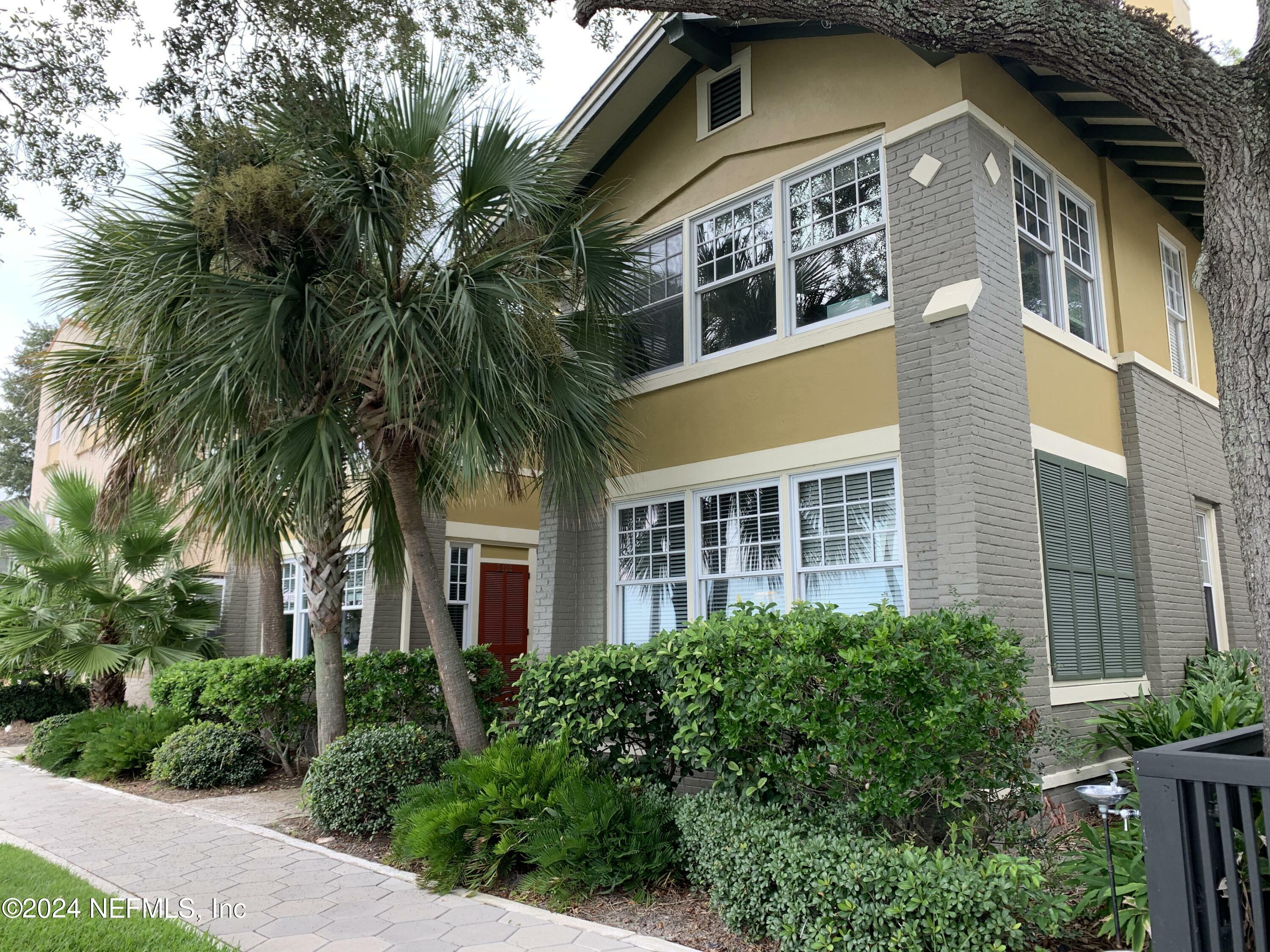 Property Photo:  2125 River Boulevard  FL 32204 