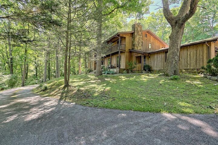 Property Photo: 192 Brookwood Drive GA 30512