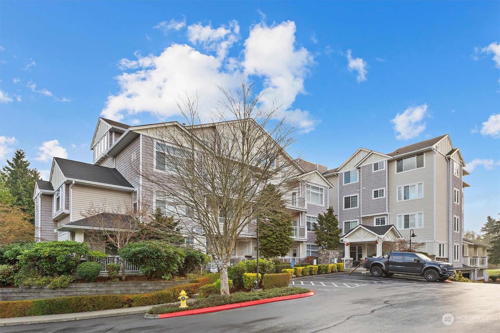 Property Photo:  5600 Harbour Pointe Boulevard 1-407  WA 98275 