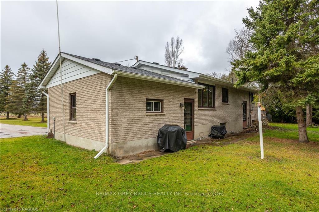 Property Photo: 564 Municipal Road ON N0H 2G0