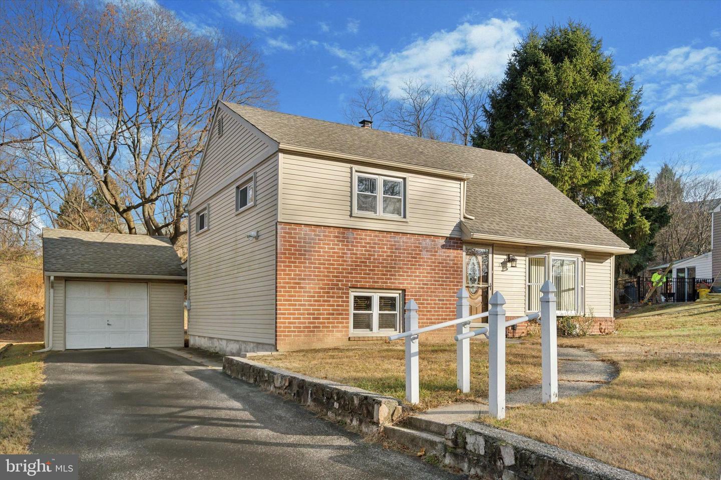 Property Photo:  17 Pearson Drive  PA 19064 