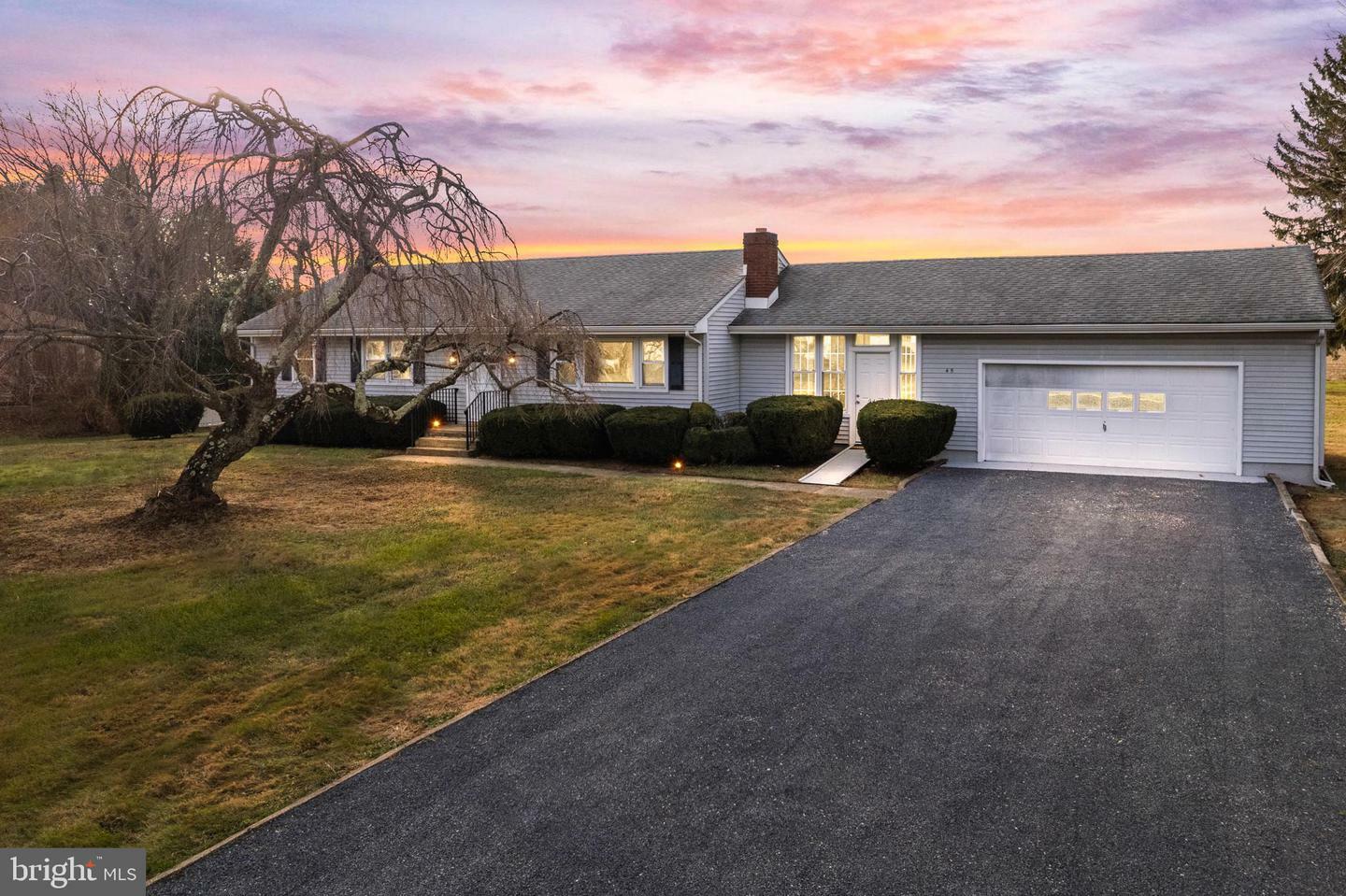 Property Photo:  45 Cubberley Road  NJ 08550 