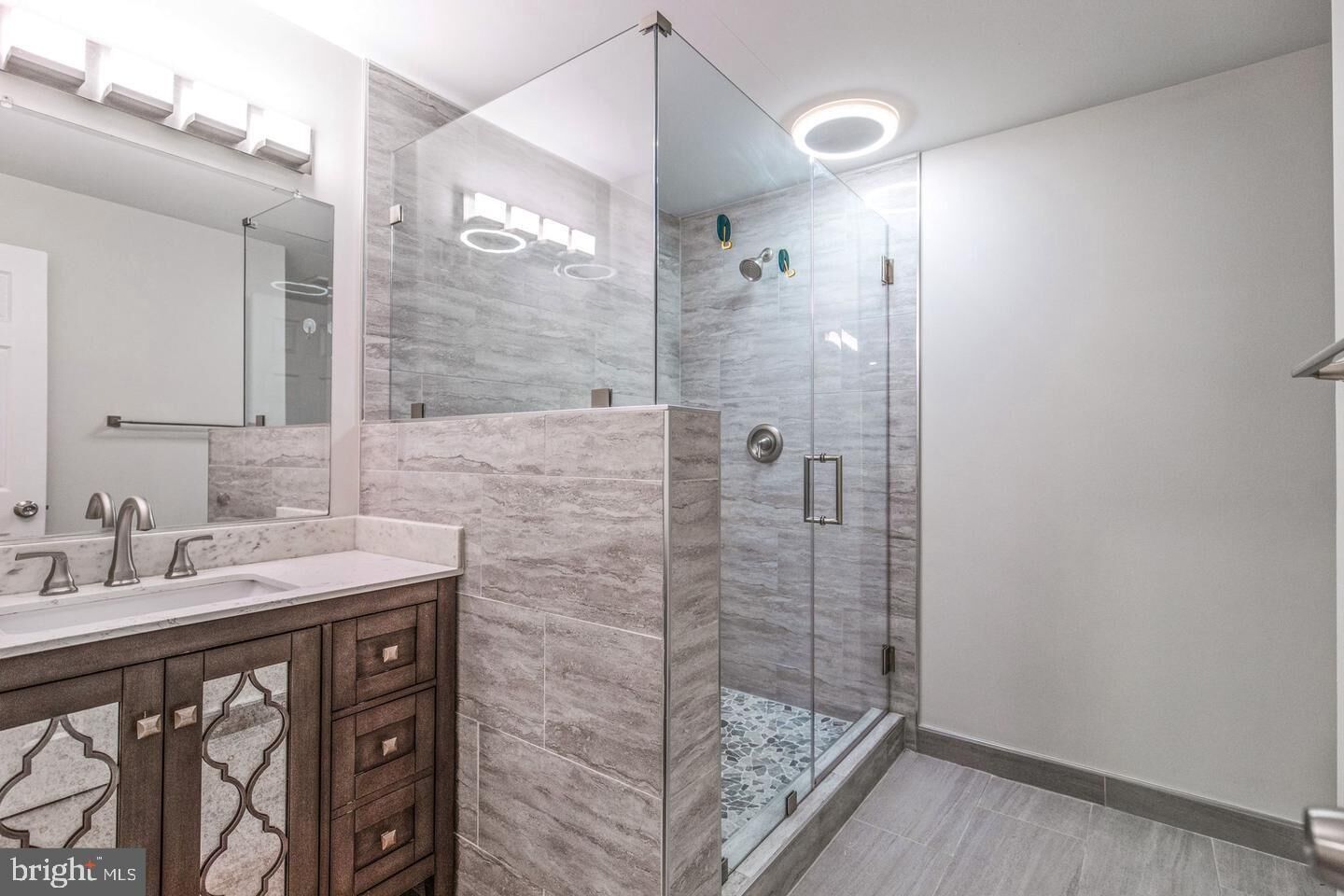 Property Photo: 202 Buckingham Lane 101 VA 22554
