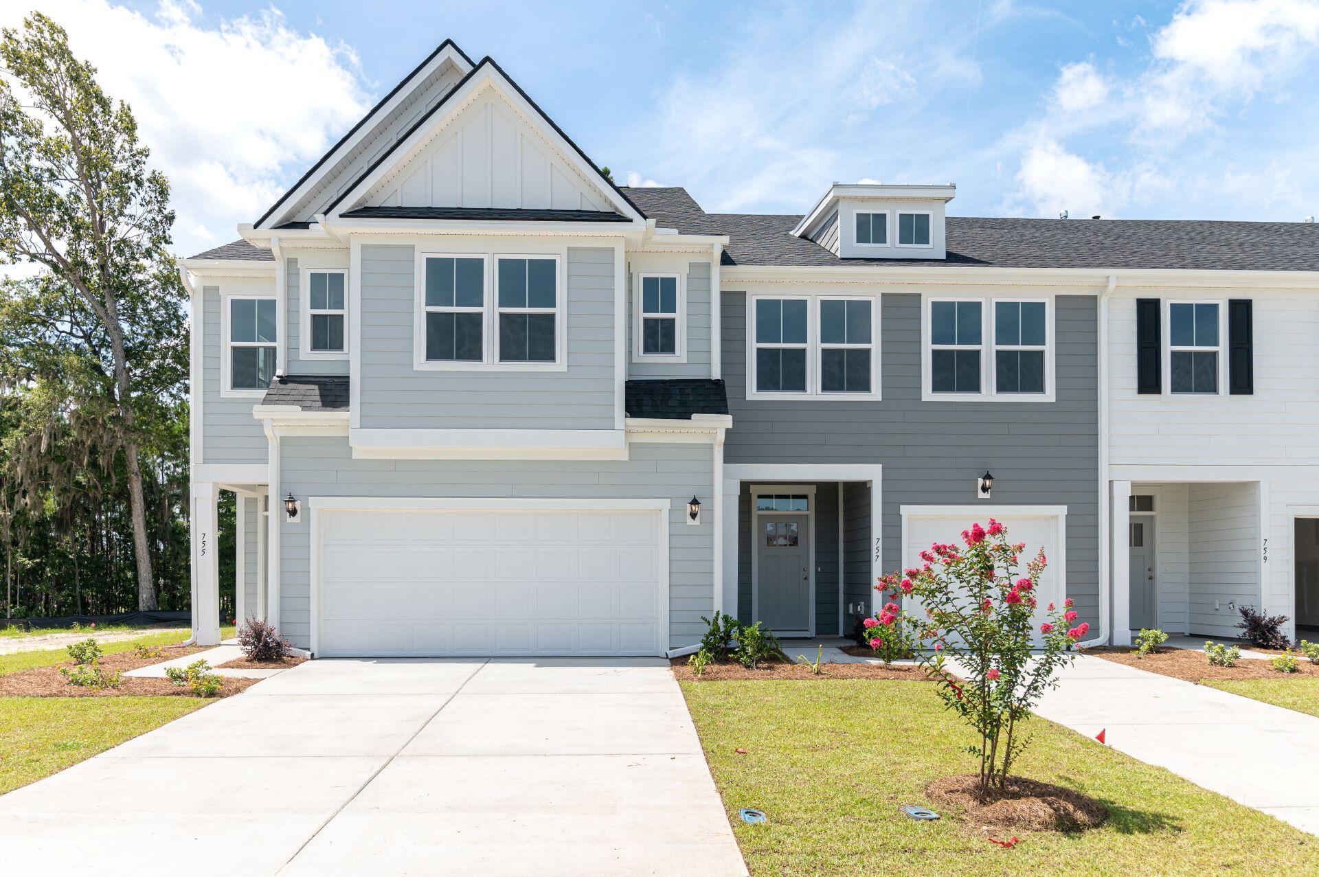 Property Photo: 567 Trotters Lane # 223 SC 29461