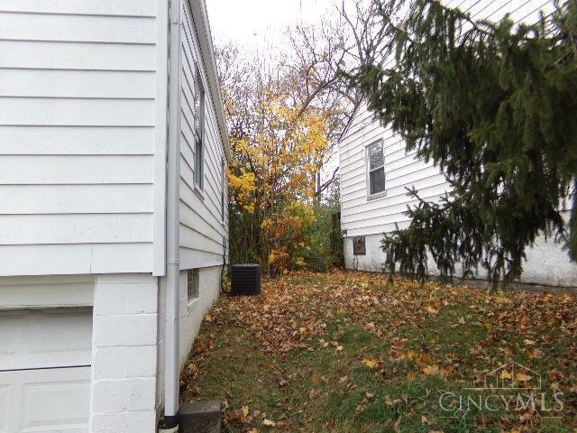 Property Photo:  1847 Ashbrook Drive  OH 45238 