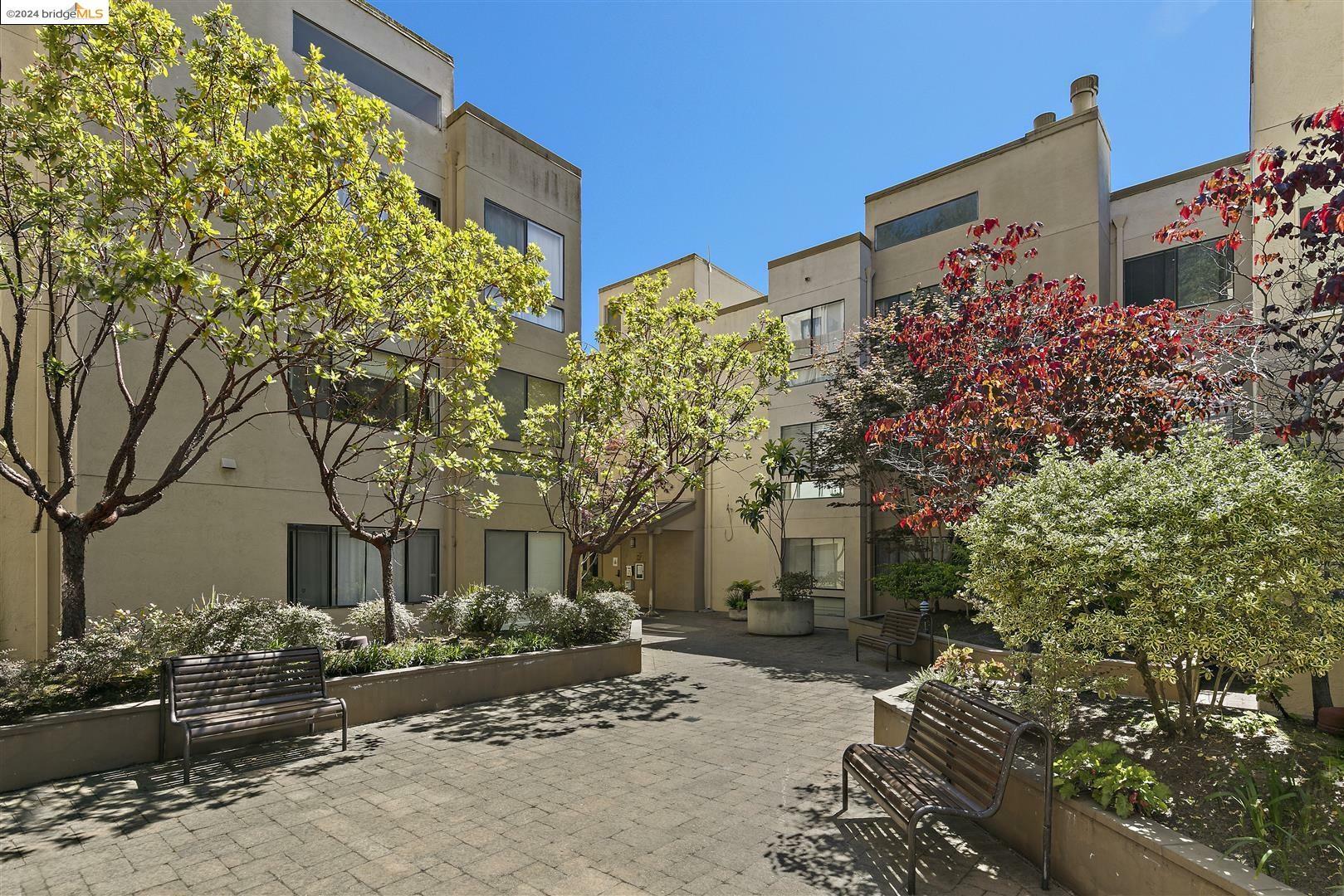 Property Photo:  545 Pierce St 2207  CA 94706 