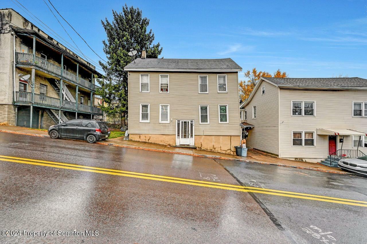 Property Photo:  916 W Linden Street  PA 18504 