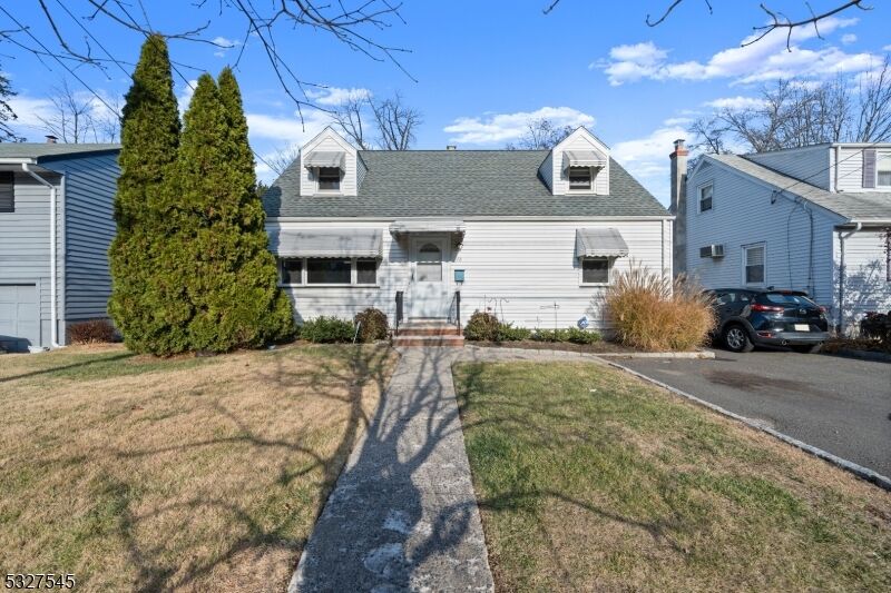 Property Photo:  12 Glendale St  NJ 07110 