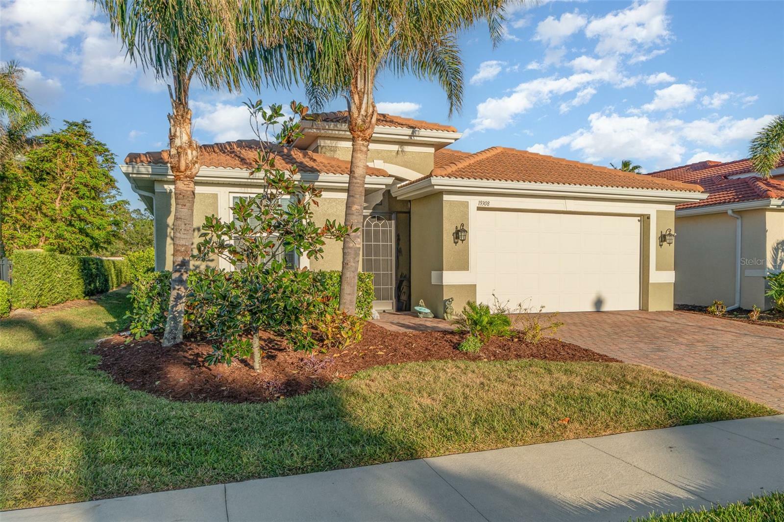 Property Photo:  19308 Yellowtail Court  FL 34292 