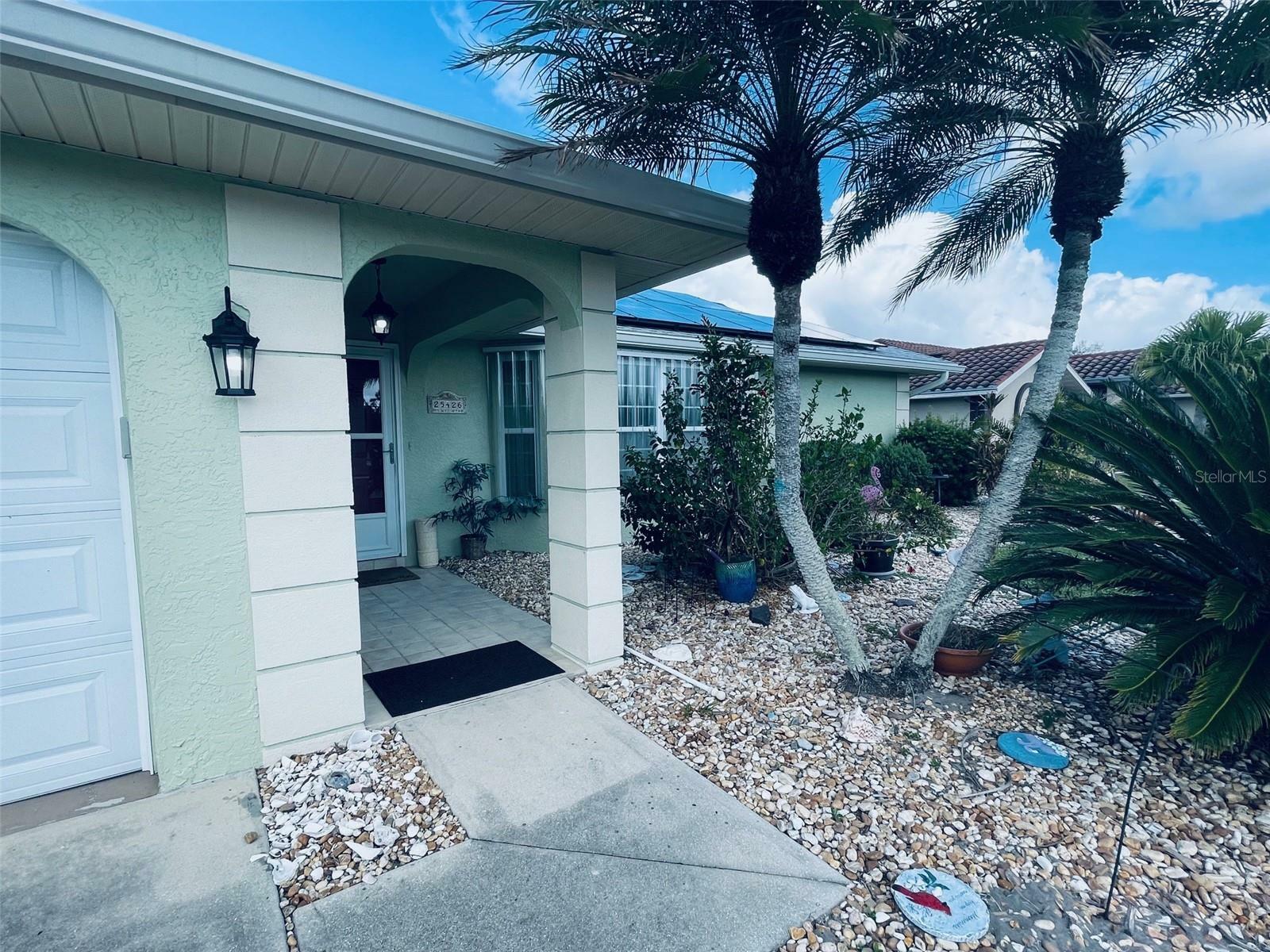 Property Photo:  25426 Rampart Boulevard  FL 33983 