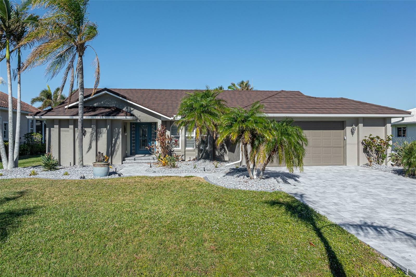 Property Photo:  430 Monaco Drive  FL 33950 