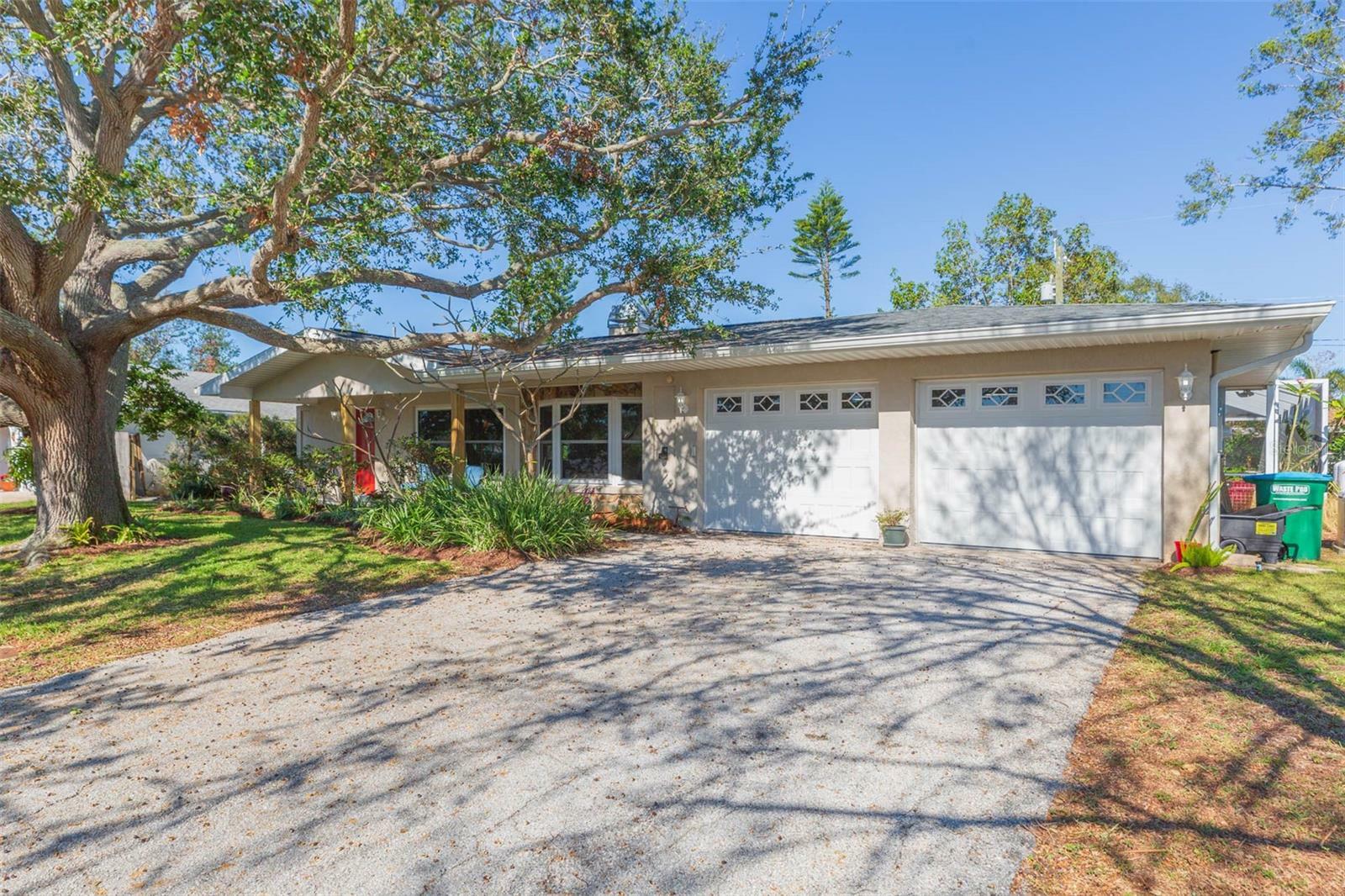 Property Photo:  12593 80th Avenue  FL 33776 