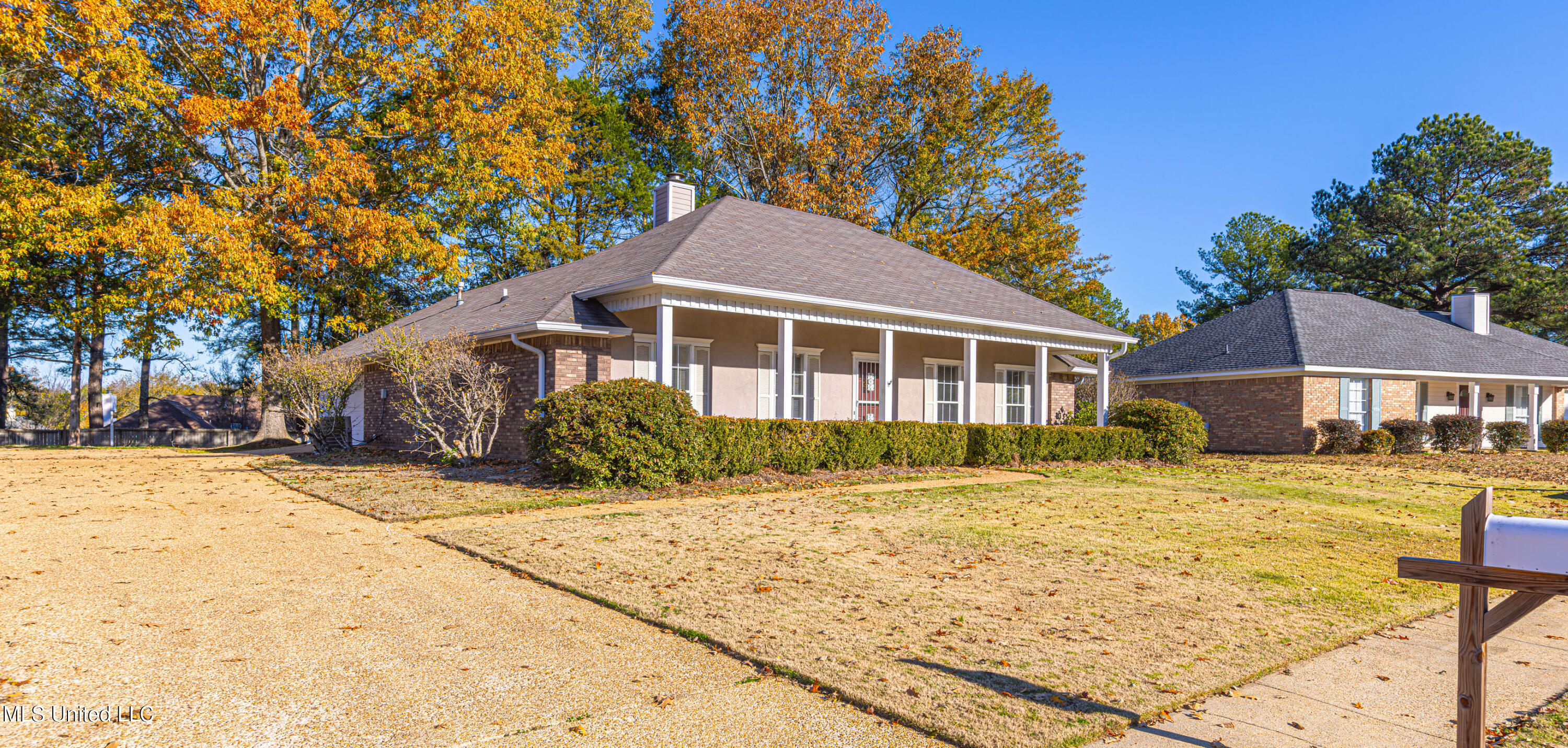 Property Photo: 209 Pine Place MS 39110