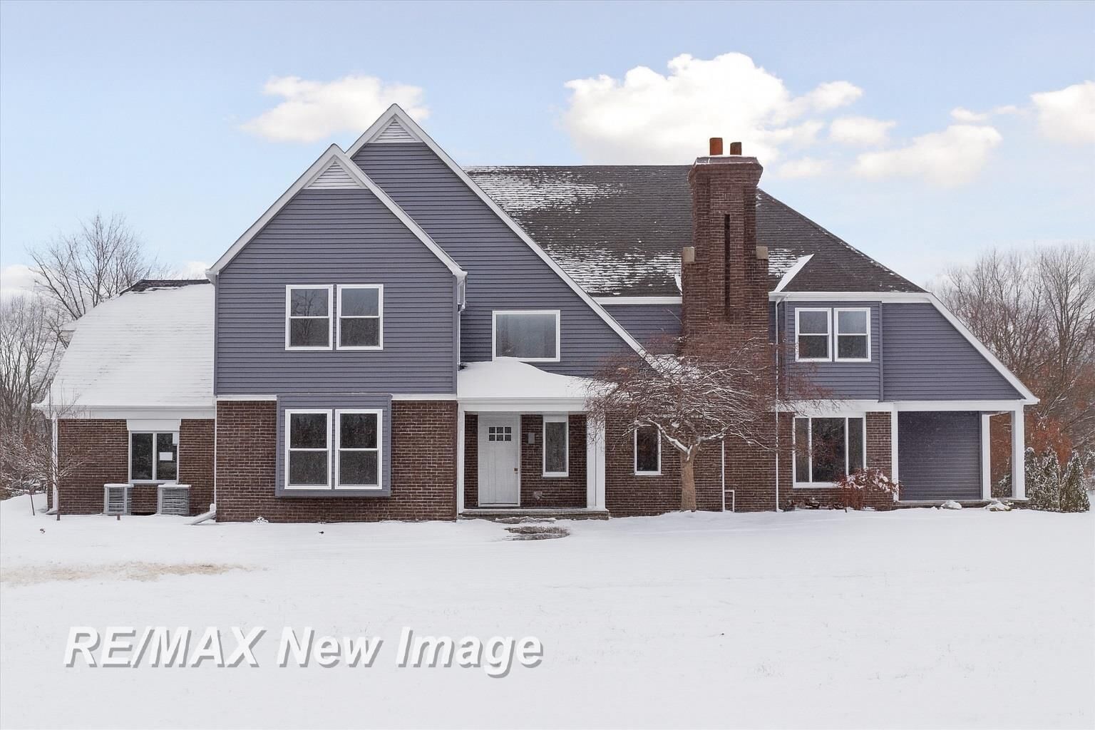 Property Photo:  60 Golfview Drive  MI 48638 