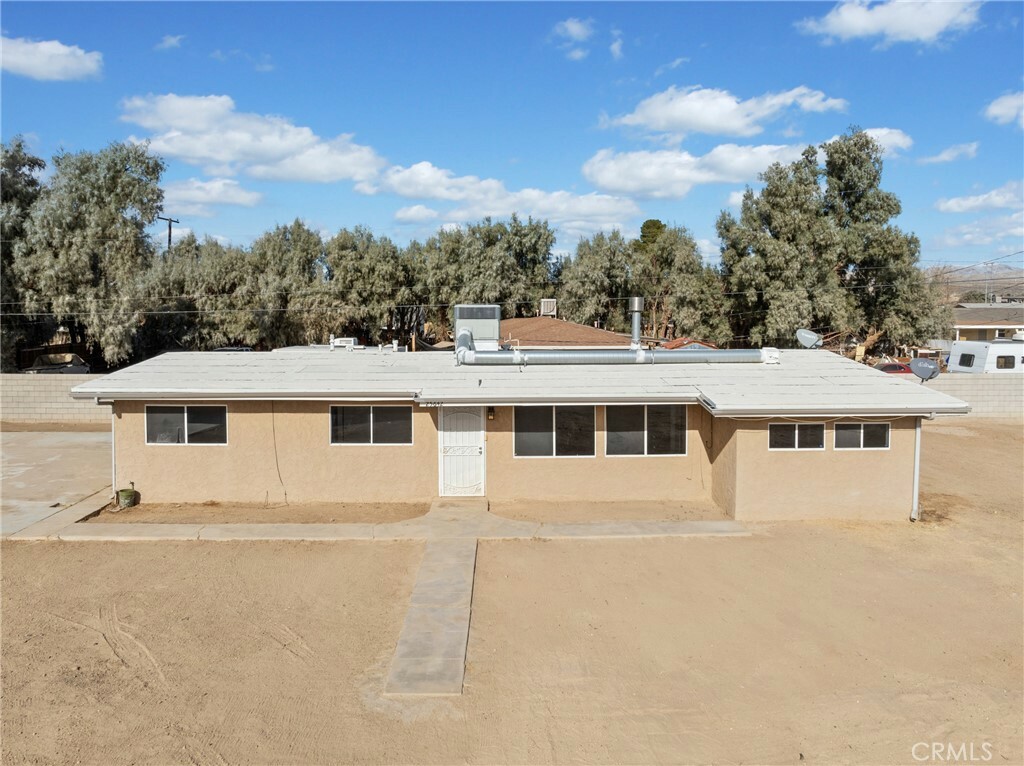 Property Photo:  25642 Weaver Road  CA 92311 