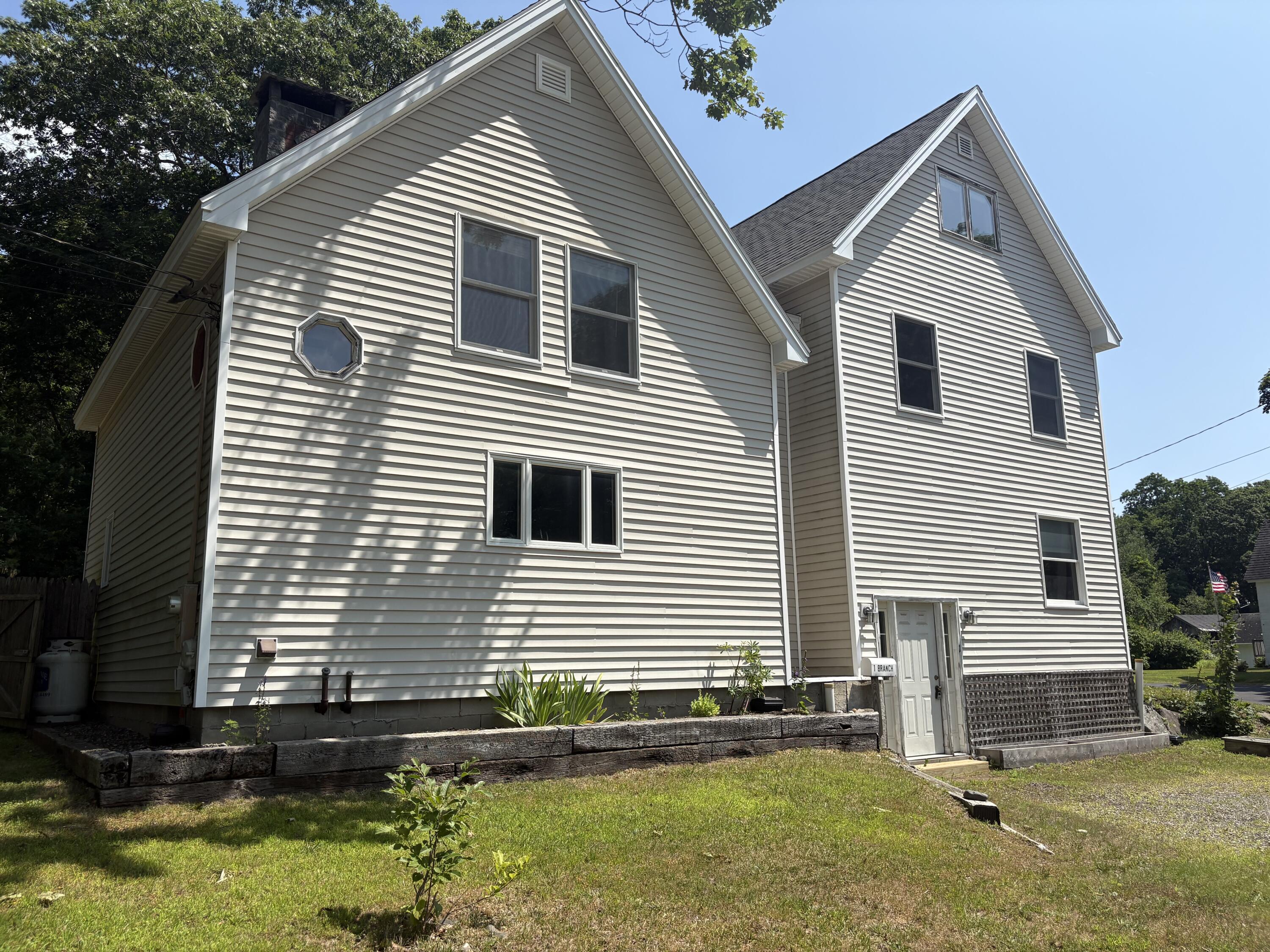 Property Photo:  1 Branch Street  ME 04843 