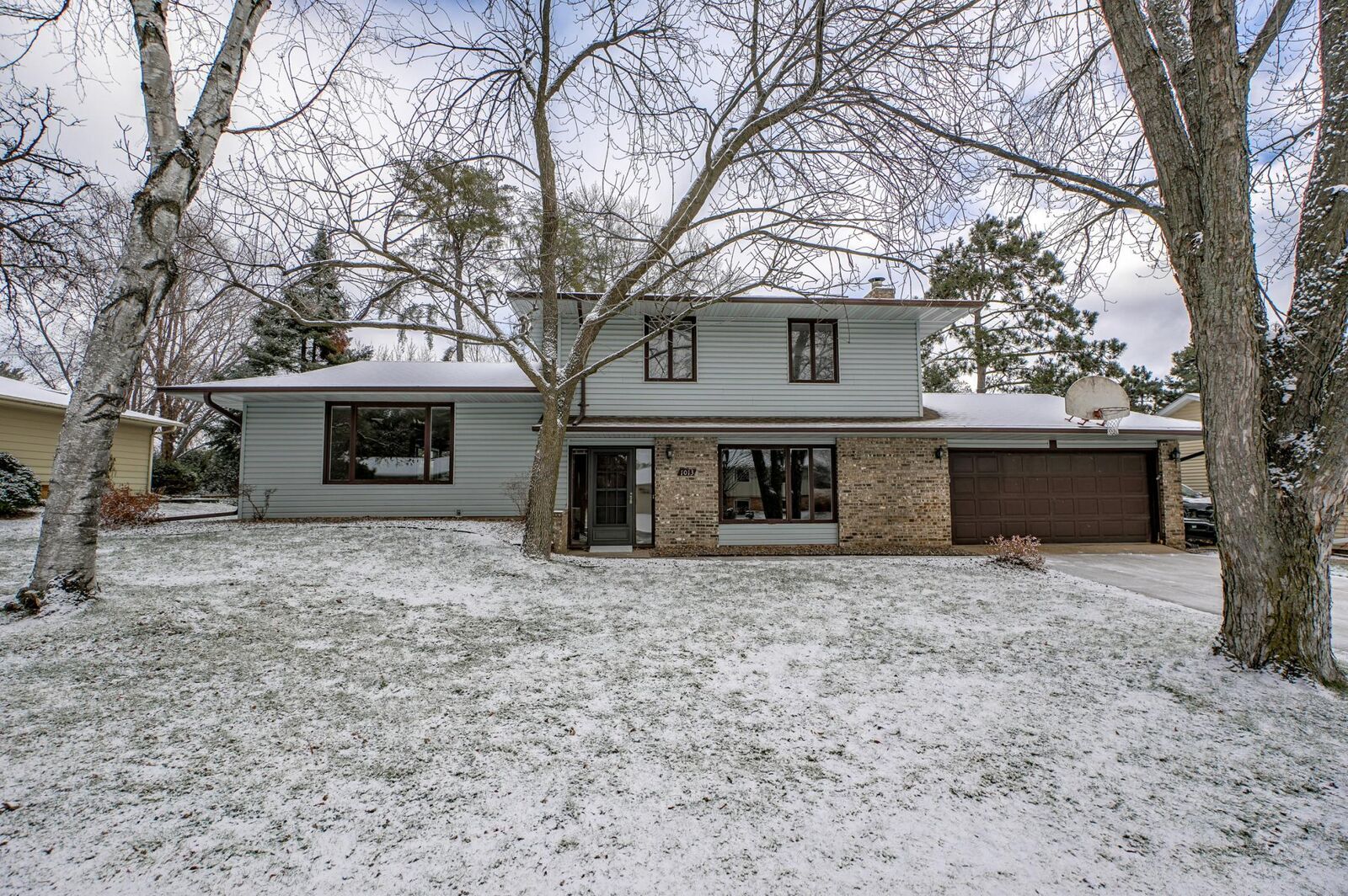 Property Photo: 1013 Northland Avenue MN 55082
