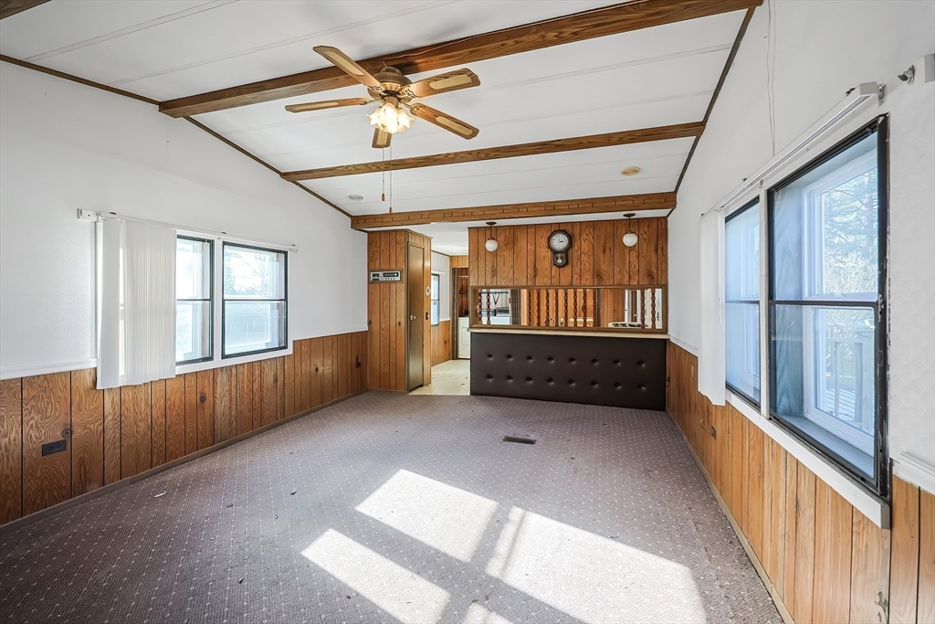 Property Photo:  32 Yankee Drummer Road  MA 01083 