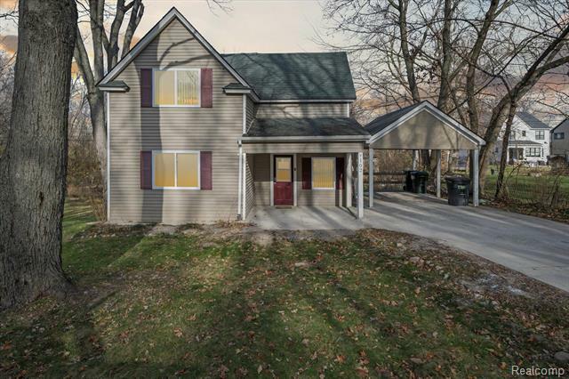 Property Photo:  102 Cloverport Avenue  MI 48307 