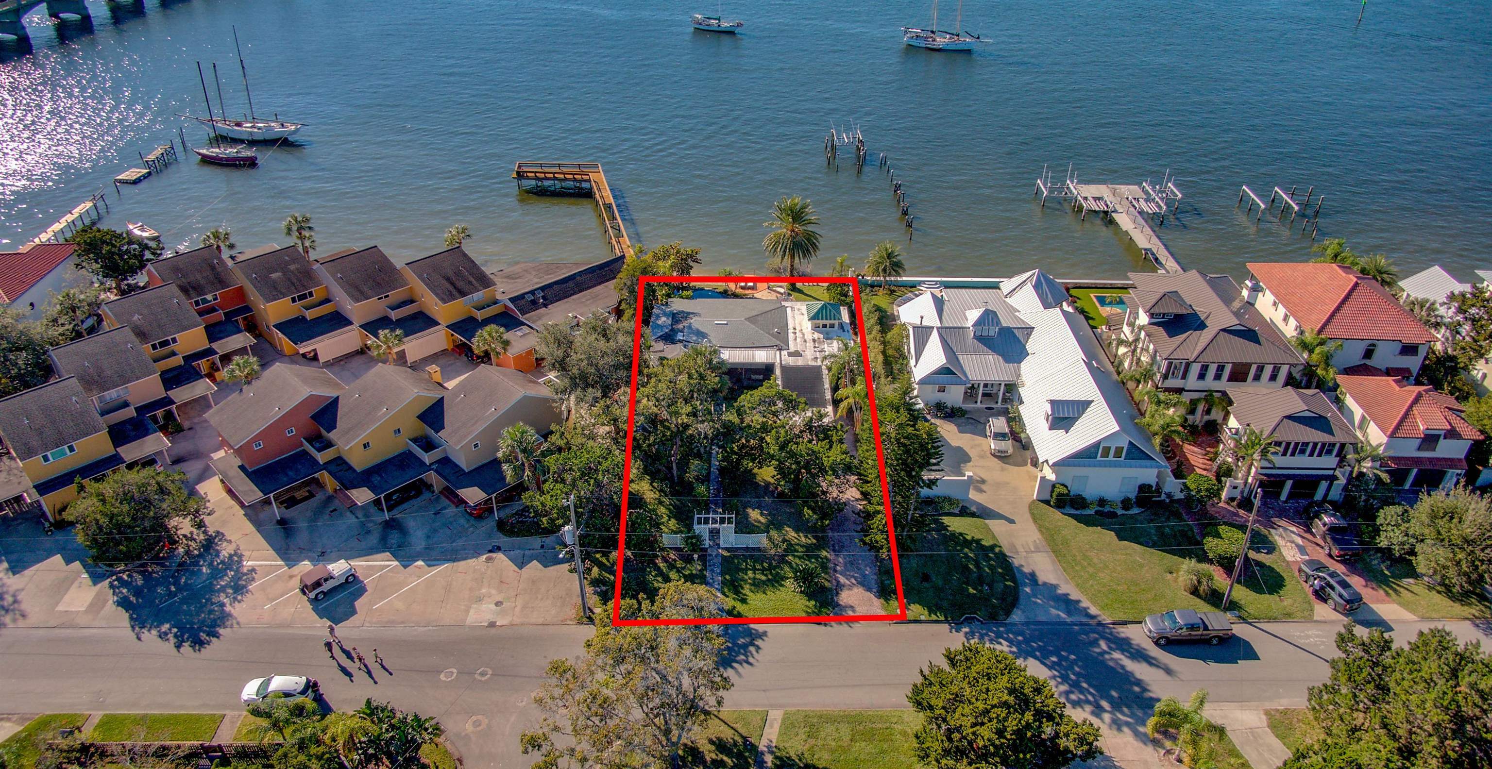 Property Photo:  22 N St Augustine Boulevard  FL 32080 