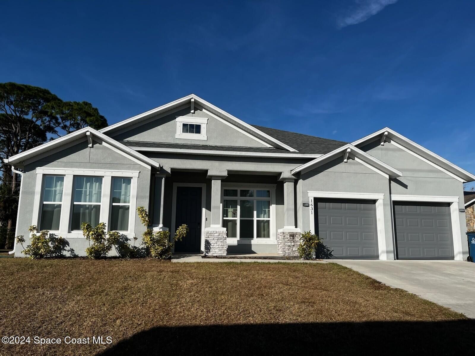 Property Photo: 1631 Wake Forest Road NW FL 32907
