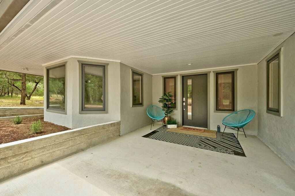 Property Photo:  107 W Concord Circle  TX 78737 