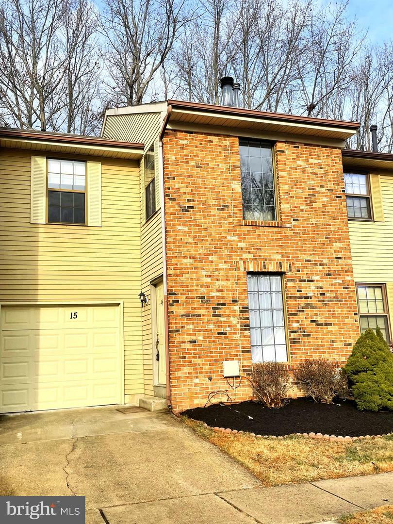 Property Photo:  15 Blackhawk Court  NJ 08055 