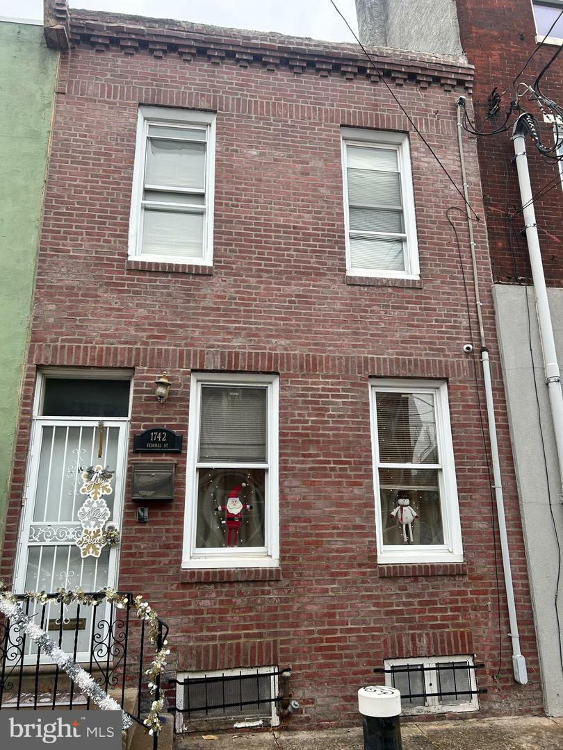 Property Photo:  1742 Federal Street  PA 19146 