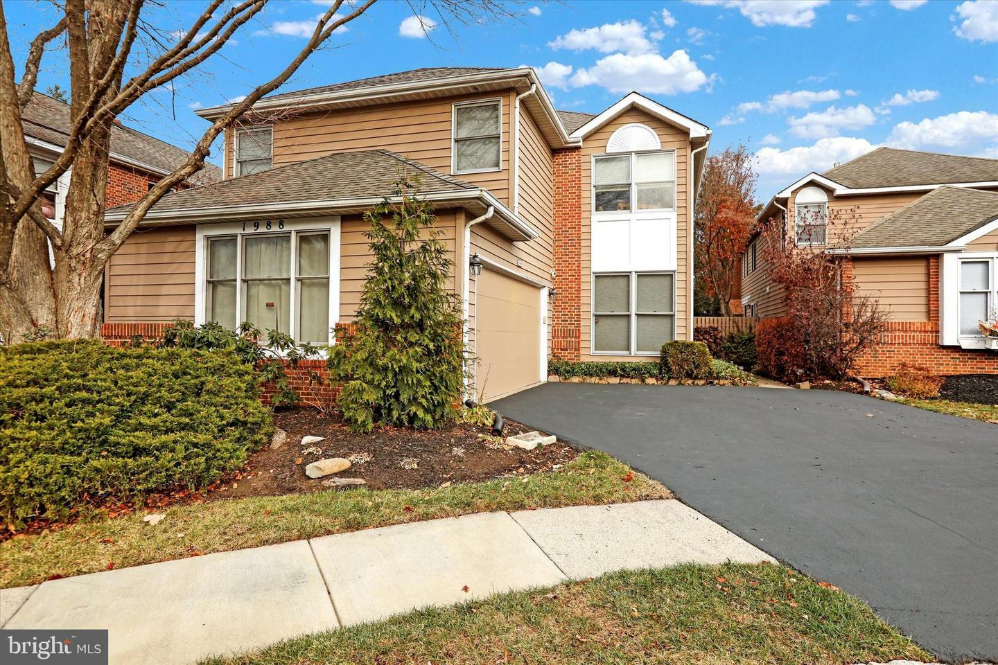 Property Photo:  1988 Kirkbride Circle  PA 19067 