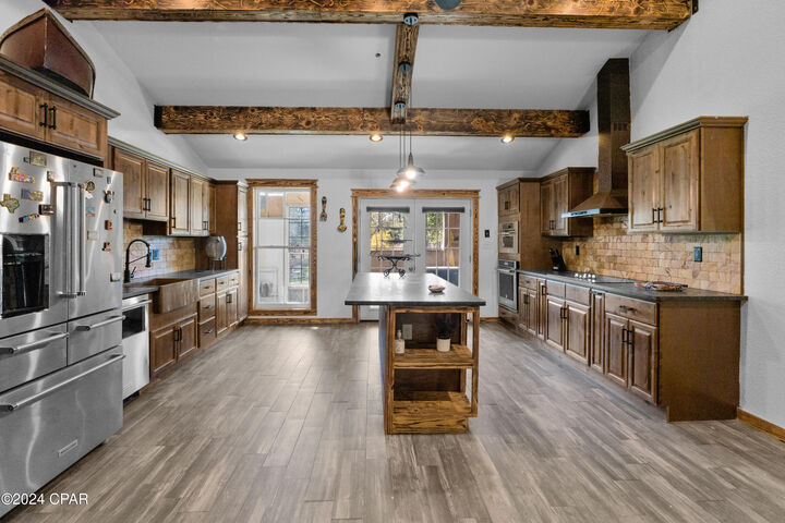 Property Photo: 147 Catahoula Road FL 32455