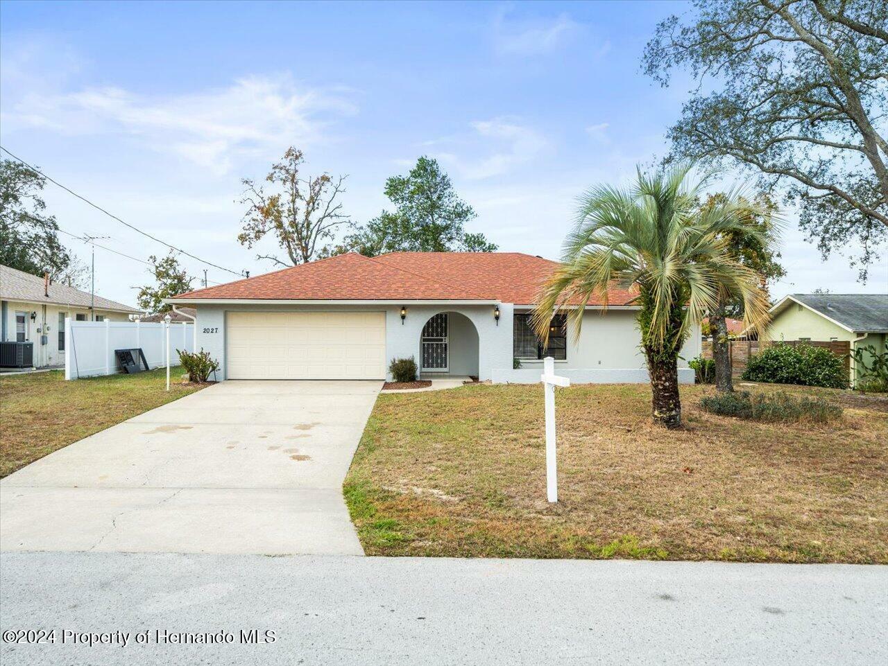 Property Photo: 2027 Beckwith Avenue FL 34608